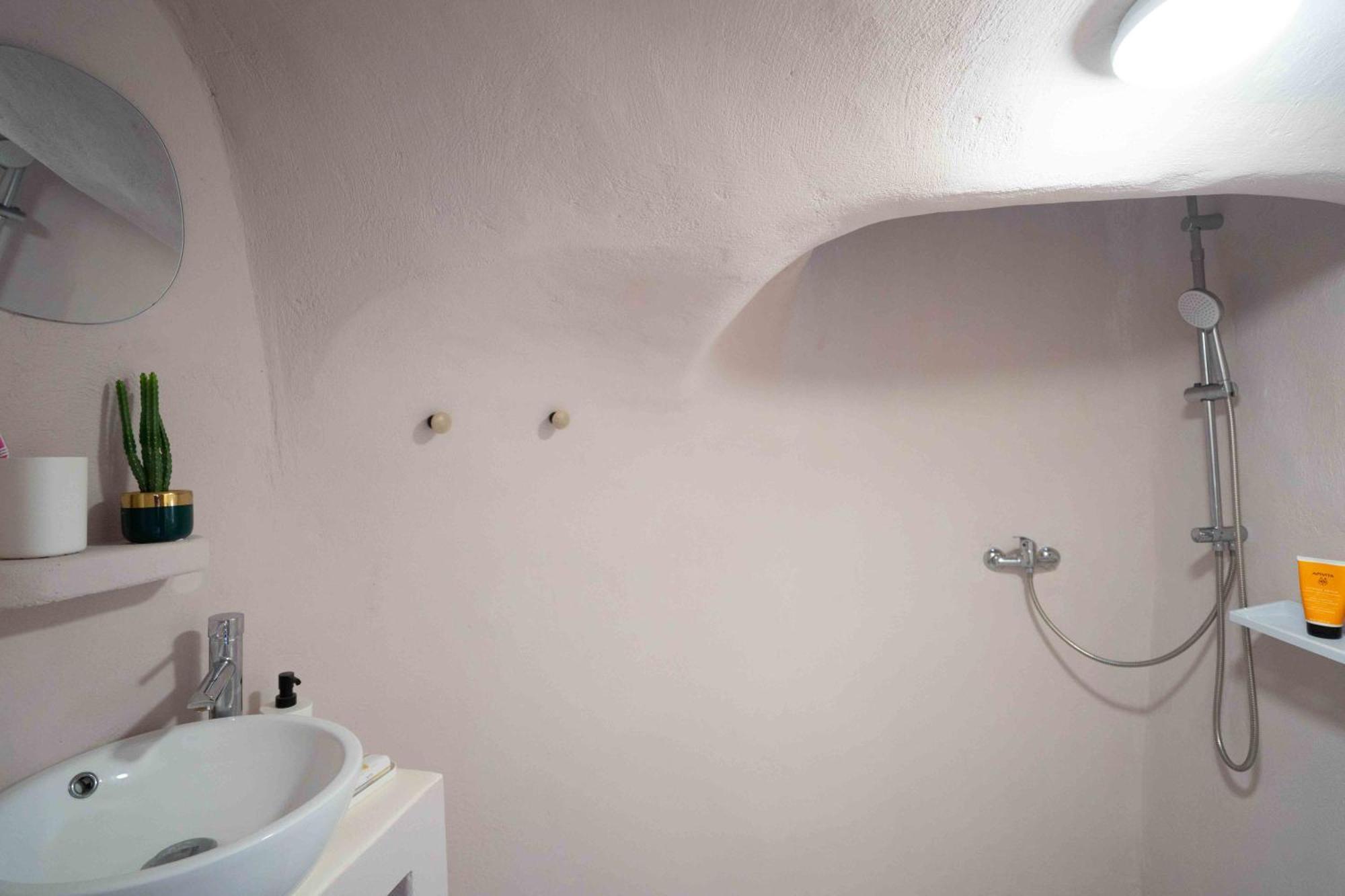 Bird Nest-Santorini Cave Houses ثيرا المظهر الخارجي الصورة